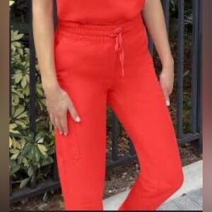 Like New - Jaanuu "Jace" SKINNY solar red 7-pocket scrub joggers (PETITE) - S